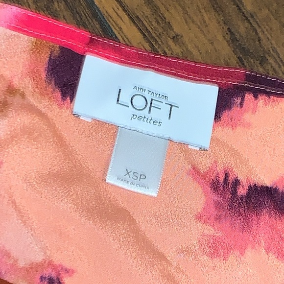 Ann Taylor Loft Sleeveless Blouse - Picture 3 of 4